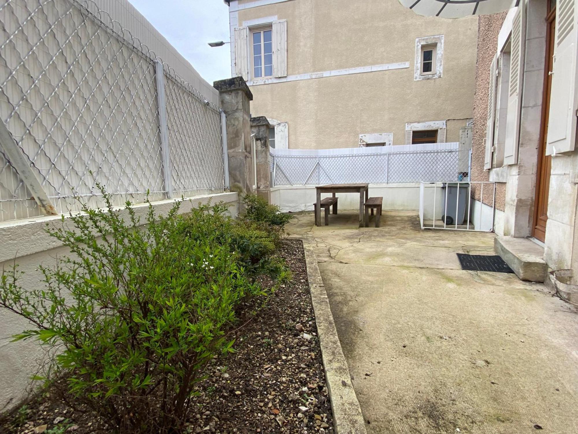 Maison Au Centre De Tanlay Exterior foto